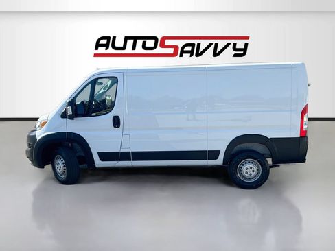 Used 2024 RAM ProMaster 1500 w/ Safety Group FWD image 4