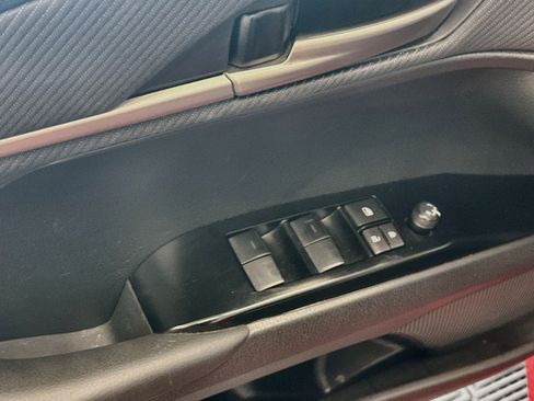 Used 2025 Toyota Camry SE FWD image 15