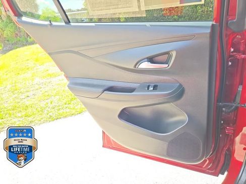 Certified 2024 Buick Envista Sport Touring w/ Convenience I Package FWD image 10