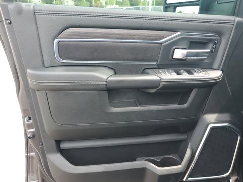 New 2026 RAM 3500 Laramie AWD/4WD image 11