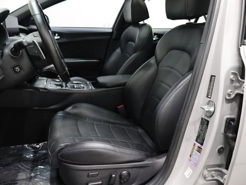 Used 2022 Kia Stinger GT2 w/ Scorpion Package image 13