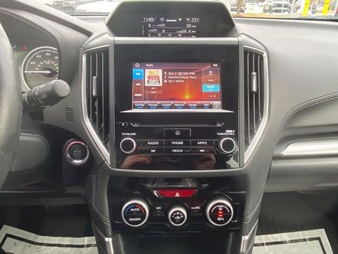 Used 2020 Subaru Forester Premium image 13