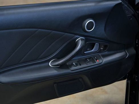 Used 2002 Honda S2000 image 34