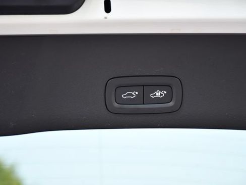 Used 2023 Volvo C40 P8 Recharge Ultimate w/ Protection Package Premier AWD/4WD image 29