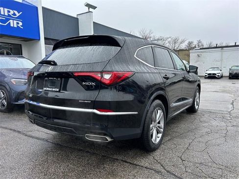 Used 2024 Acura MDX SH-AWD image 2