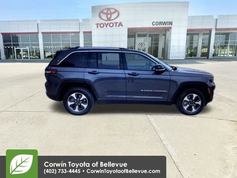 Used 2022 Jeep Grand Cherokee Limited 4xe image 14