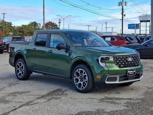 New 2025 Ford Maverick Lariat w/ 4K Tow Package image 2