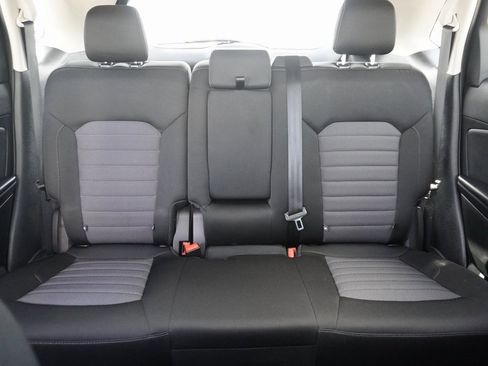 Certified 2024 Ford Edge SE w/ Black Appearance Package image 24