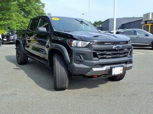 Used 2025 Chevrolet Colorado Trail Boss AWD/4WD image 3
