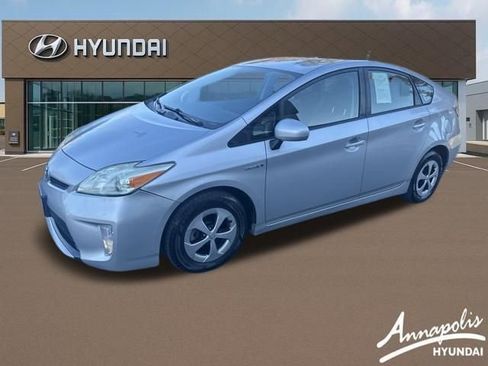 Used 2013 Toyota Prius Two image 1