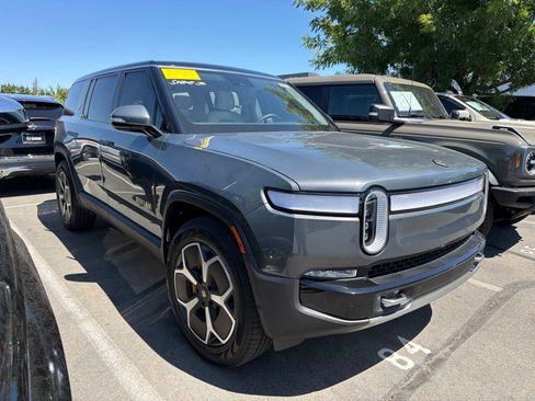 Used 2023 Rivian R1S Adventure AWD/4WD image 2