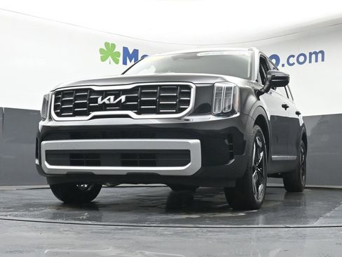 Used 2025 Kia Telluride S AWD/4WD image 6