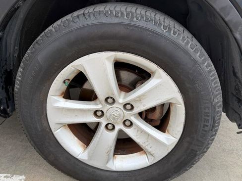 Used 2014 Toyota RAV4 XLE FWD image 28