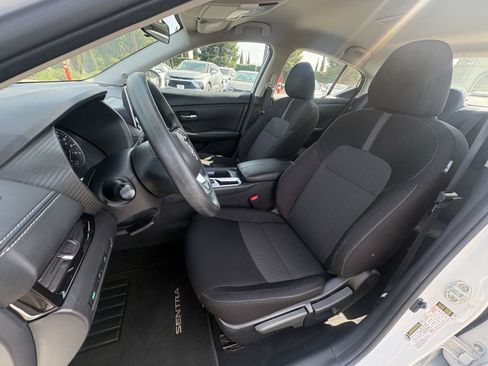 Used 2025 Nissan Sentra SV image 35