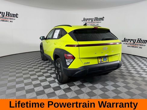 Used 2025 Hyundai Kona SEL image 7