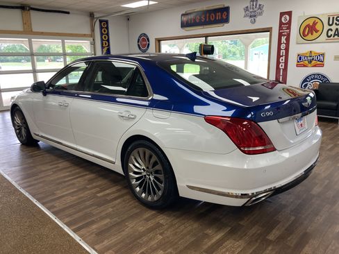 Used 2018 Genesis G90 3.3T Premium AWD/4WD image 9