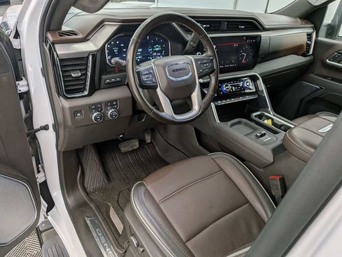 Used 2024 GMC Sierra 3500 Denali w/ Denali Reserve Package image 2