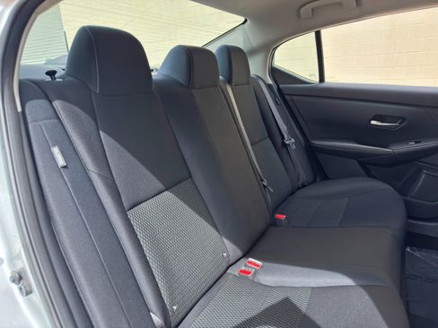 Used 2020 Nissan Sentra S FWD image 30