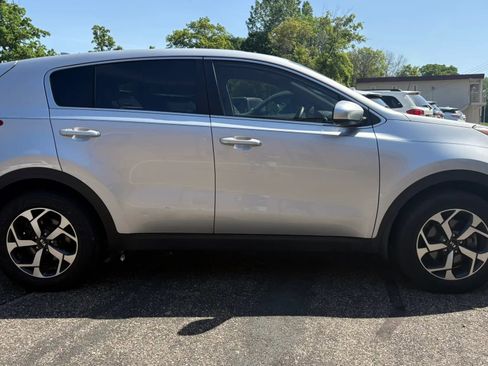 Used 2020 Kia Sportage LX FWD image 11