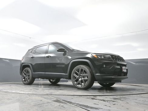 New 2026 Jeep Compass Latitude image 46