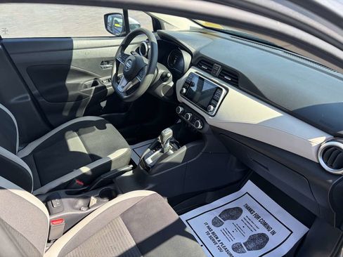 Used 2021 Nissan Versa SV FWD image 25