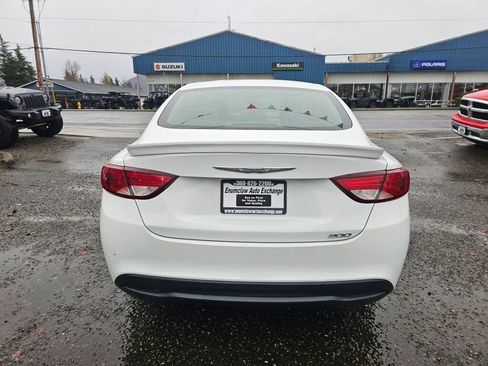 Used 2016 Chrysler 200 LX image 6