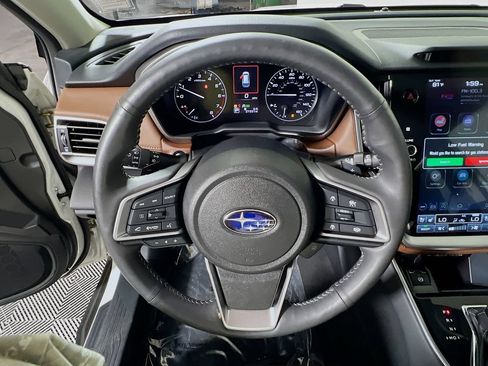 Used 2023 Subaru Outback Touring XT AWD/4WD image 10