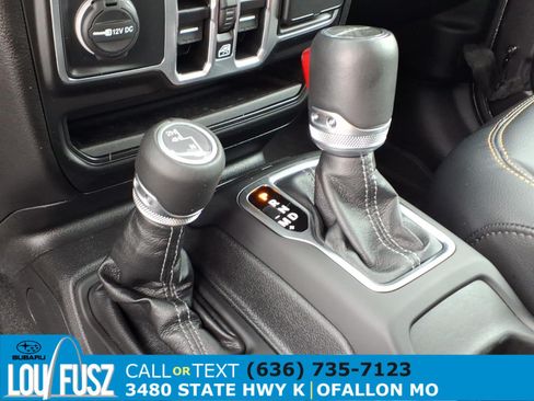 Used 2025 Jeep Gladiator Sport w/ Premium Package AWD/4WD image 15