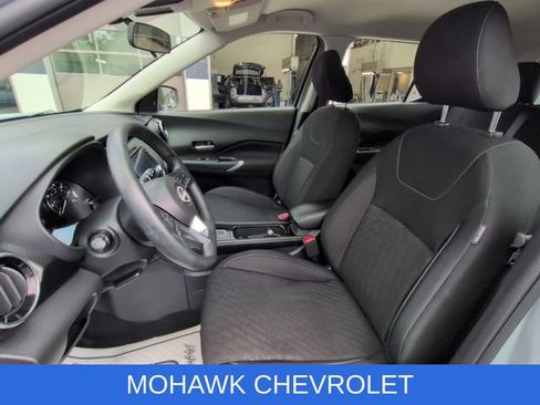 Used 2023 Nissan Kicks SV FWD image 18