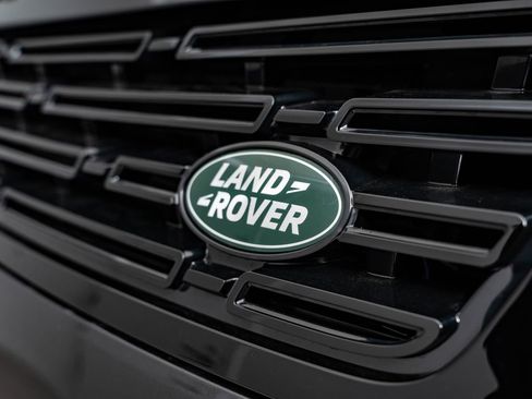 New 2026 Land Rover Range Rover Sport SE AWD/4WD image 3