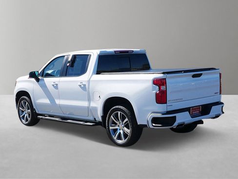 Used 2024 Chevrolet Silverado 1500 RST AWD/4WD image 5
