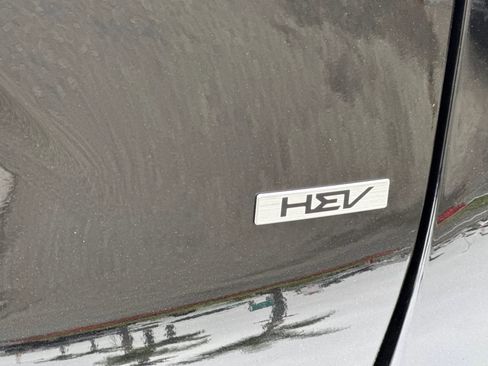 Used 2024 Kia Niro LX FWD image 21