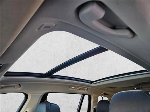 Used 2019 BMW X7 xDrive40i w/ Premium Package image 16