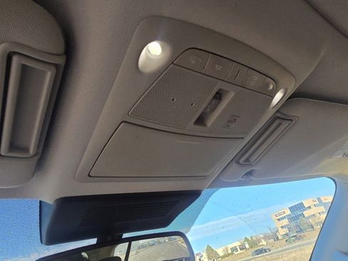 Used 2021 Nissan Armada SL w/ Captain's Chairs Package image 25