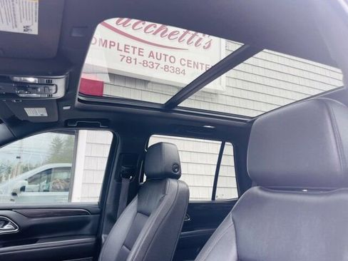 Used 2024 Chevrolet Tahoe Z71 w/ Luxury Package image 14