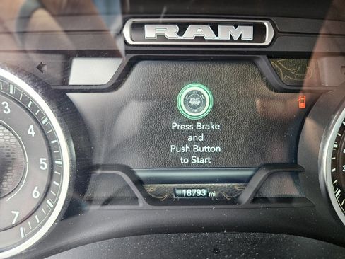 Used 2025 RAM 1500 Big Horn image 14