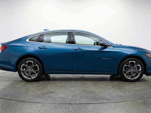 Used 2024 Chevrolet Malibu LT image 11