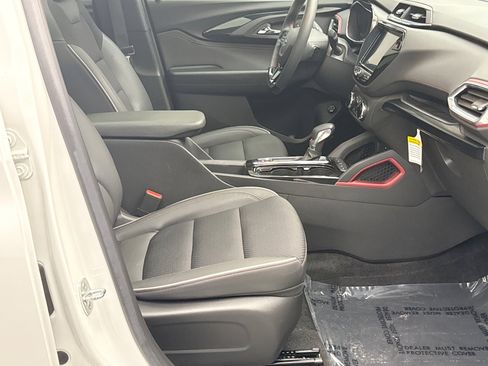 Used 2023 Chevrolet TrailBlazer RS w/ Sun and Liftgate Package AWD/4WD image 18