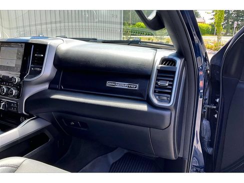 Used 2023 RAM 1500 Big Horn AWD/4WD image 16