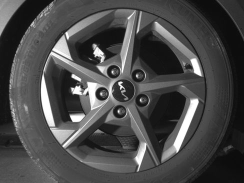 Used 2025 Kia K4 FWD image 15