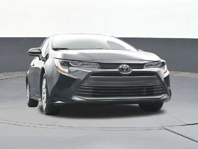 Used 2025 Toyota Corolla LE FWD image 50