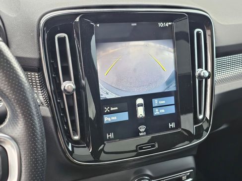 Used 2020 Volvo XC40 T5 R-Design image 34