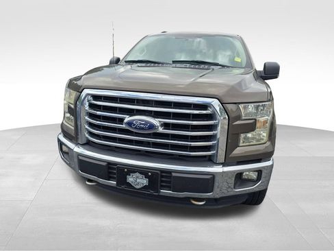 Used 2016 Ford F150 XLT w/ Equipment Group 302A Luxury AWD/4WD image 7