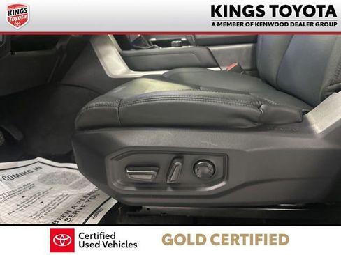 Used 2025 Toyota Tundra Limited AWD/4WD image 10