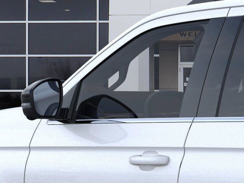 New 2026 Ford Expedition Active image 20