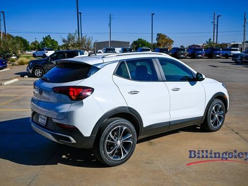 Used 2022 Buick Encore GX Select image 5