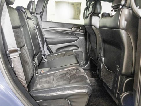 Used 2017 Jeep Grand Cherokee Altitude image 43