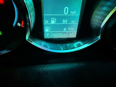 Used 2014 Chevrolet Cruze Diesel image 35