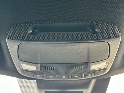 Used 2021 Ford Expedition XLT AWD/4WD image 36