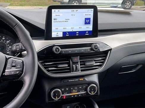 Used 2022 Ford Escape SE w/ Convenience Package image 6